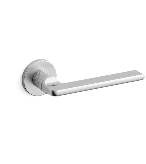 Tirador de puerta cromo satinado Mandelli Grint tirador de diseño