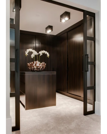Tiradores de mueble en bronce con carácter para cocina