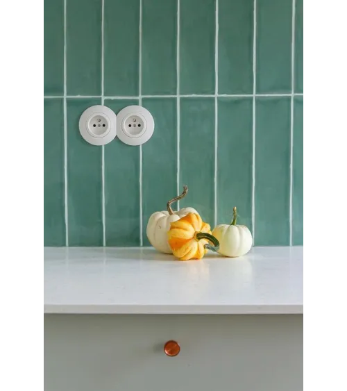 Botón de mueble en latón NENA M diseño