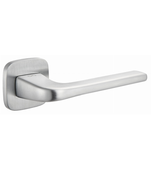 Manilla de puerta Solo cromo satinado redondeada