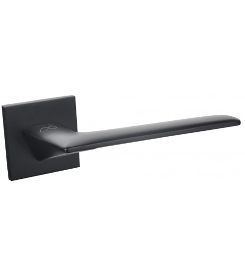 Tirador de puerta negra line GIULIA diseño