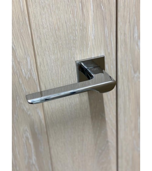 Tirador de puerta cromo pulido LIGNE diseño