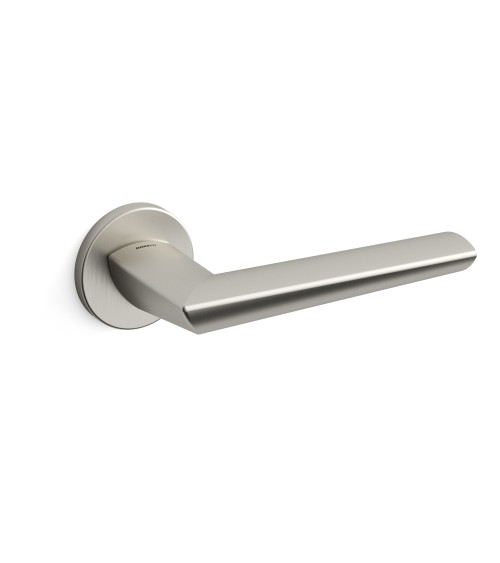 Tirador de puerta níquel satinado Mandelli Isi tirador de diseño