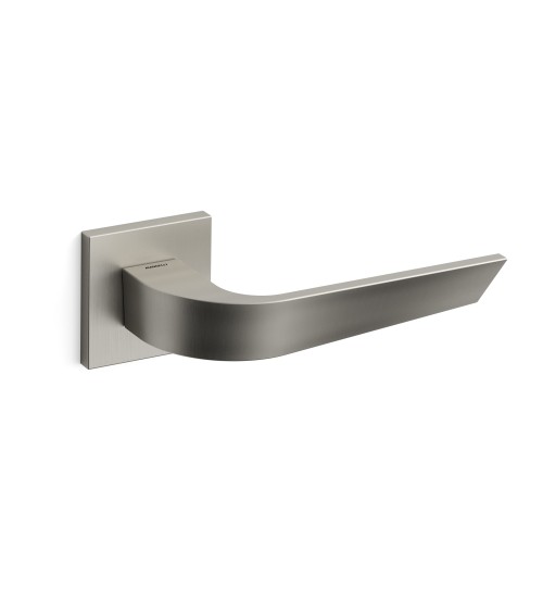 Manija de puerta níquel satinado Mandelli Nuria manija de diseño