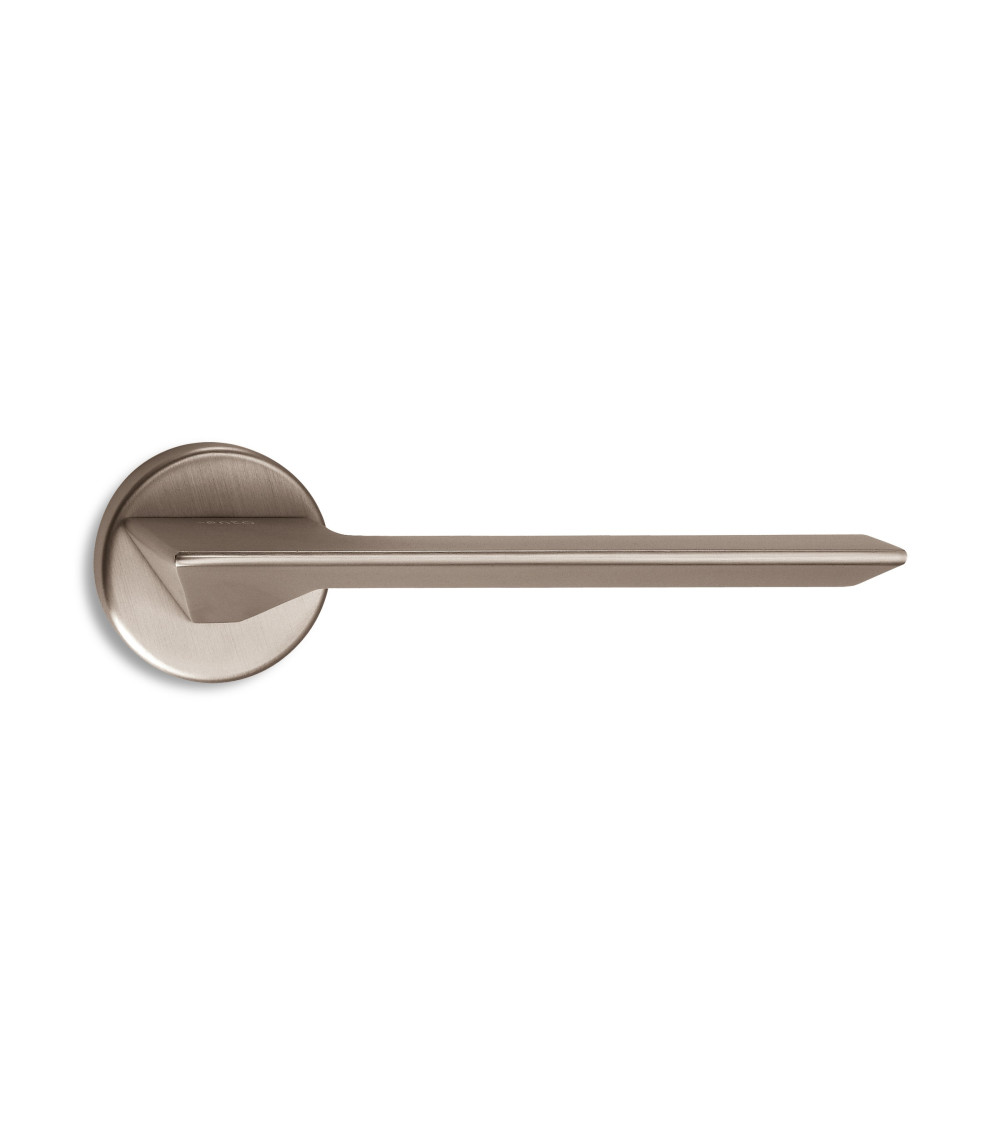 Maneta de puerta níquel satinado Ento Cedro maneta de diseño