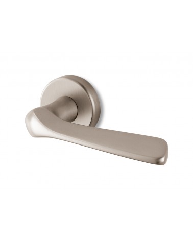 Tirador de puerta níquel satinado Ento Dafne tirador de diseño