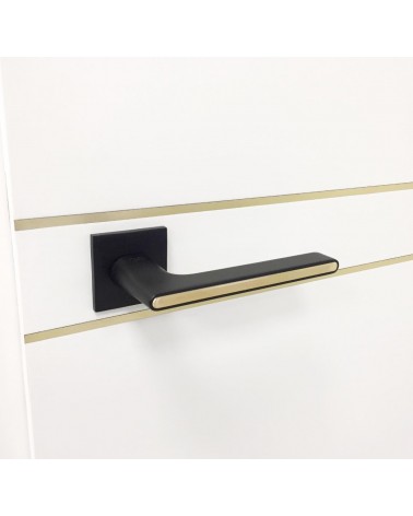 Manilla de puerta negra y dorada Ferrara cuadrada - manilla de diseño