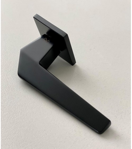 Manilla de puerta cromada brillante - modelo ICE - manilla de diseño