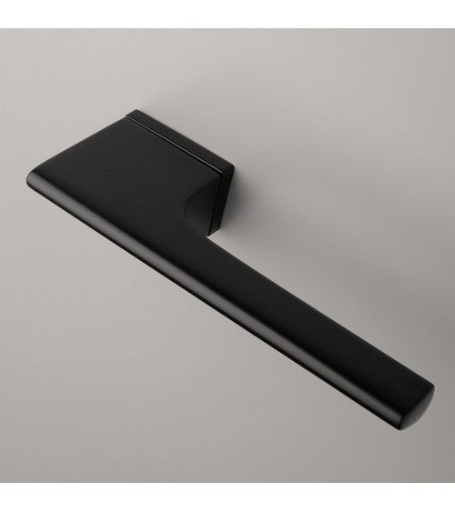 Tirador de puerta negro LUPINA tirador de diseño