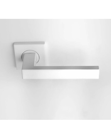 Tirador de puerta MAJESTEA color blanco