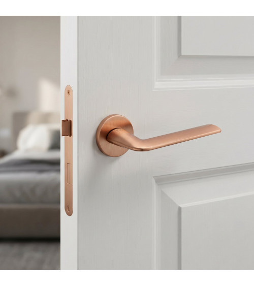 Tirador de puerta acabado cobre STINGER tirador diseño