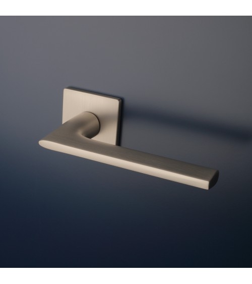 Tirador de puerta níquel cepillado SALVIA diseño