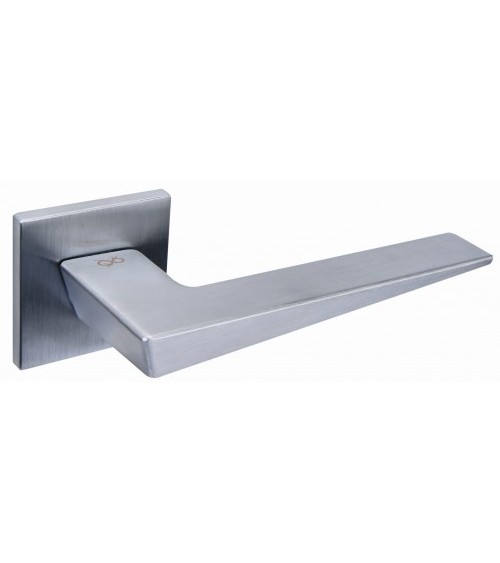 Manija de puerta cromo cepillado VEGA - diseño