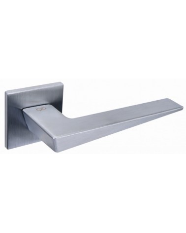 Manija de puerta cromo cepillado VEGA - diseño