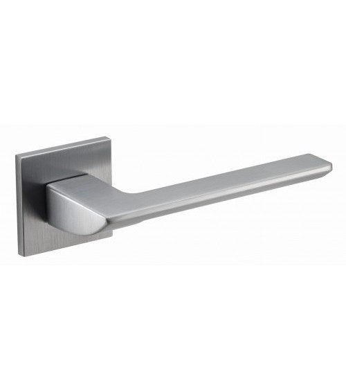 Tirador de puerta cromada cepillada ASTRA diseño