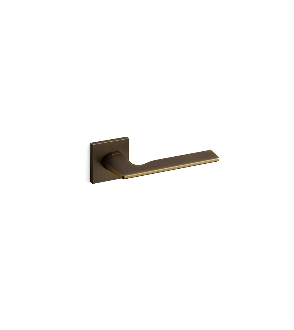 Tirador de puerta bronce Mandelli Kiri tirador de diseño