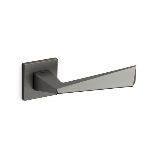 Tirador de puerta níquel satinado Mandelli Piramid tirador de diseño