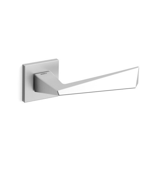 Tirador de puerta níquel satinado Mandelli Piramid tirador de diseño