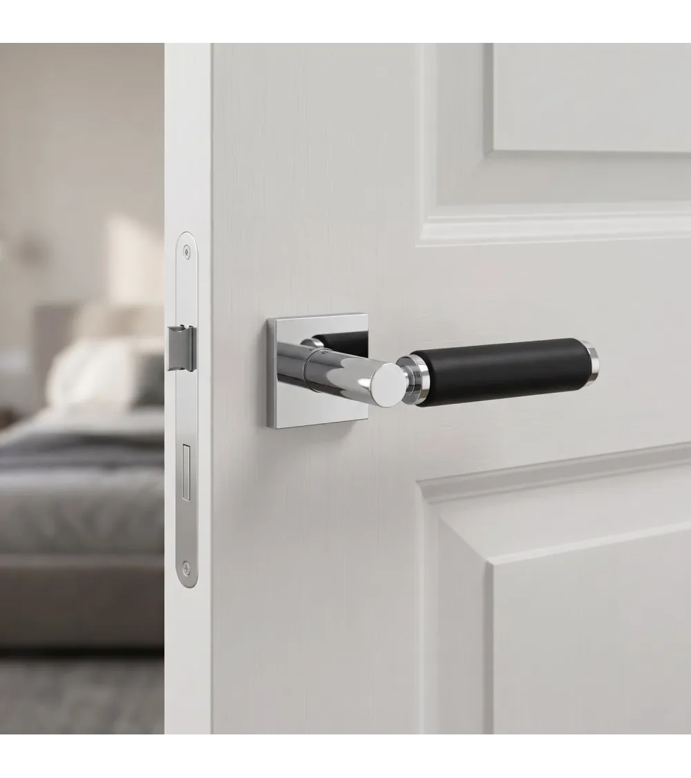 Tirador de puerta premium cromo pulido y cuero negro TUPAI 4200/202 cuadrado - MillaManillas