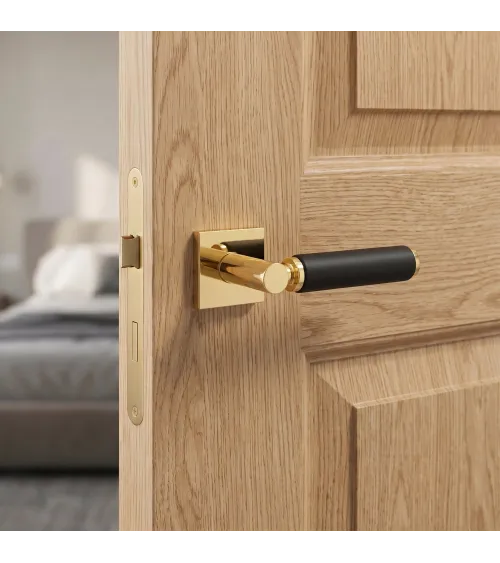 Tirador de puerta dorado pulido en cuero negro TUPAI 4200/202 cuadrado - tirador design
