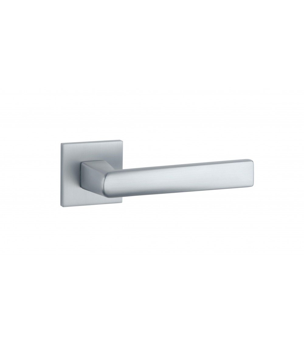 Tirador de puerta cromo satinado ADANA diseño de tirador