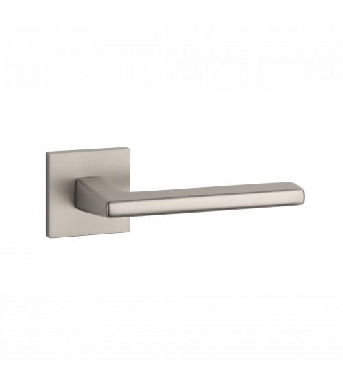 Tirador de puerta níquel cepillado ARTA manilla de diseño