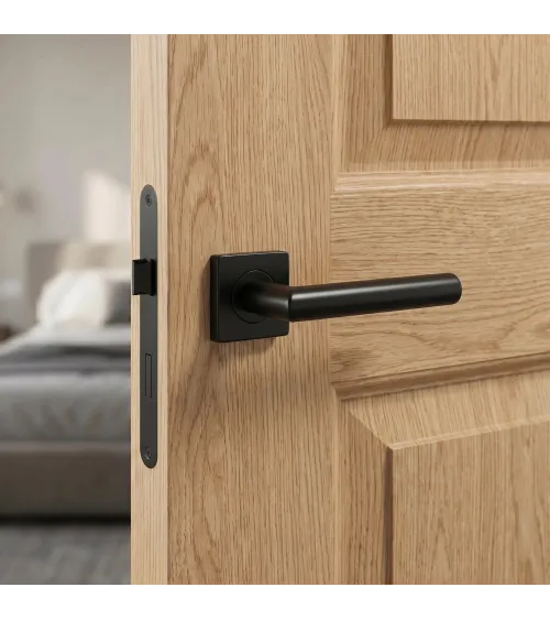 Tirador de puerta sobre placa cuadrada KVADRAT 1701