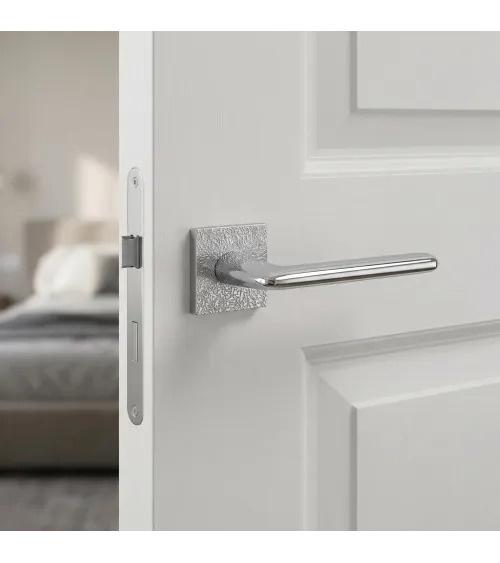 Manilla de puerta TUPAI 4165-T3 de diseño con roseta cuadrada