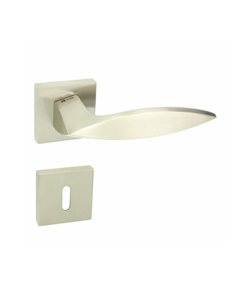 Tirador de puerta de diseño Quezo QR con llave L - ferretería de diseño