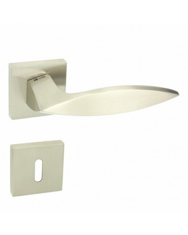 Tirador de puerta de diseño Quezo QR con llave L - ferretería de diseño