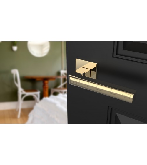 Tirador de puerta oro pulido SALICE herrajes de diseño