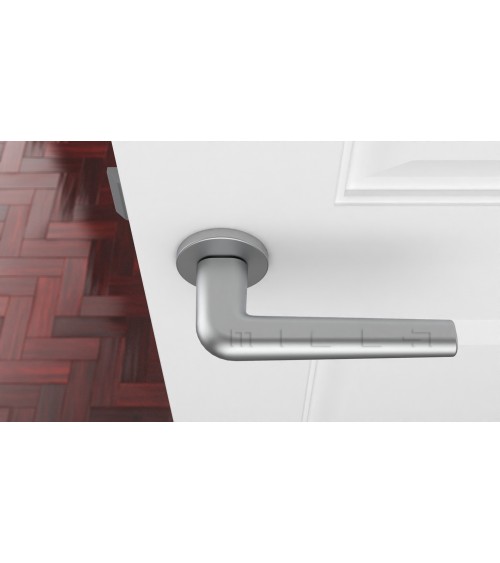 Tirador de puerta cromo satinado FUNKIA diseño
