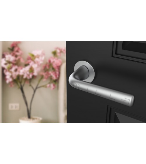 Tirador de puerta cromo satinado TULIPA para puerta interior de diseño