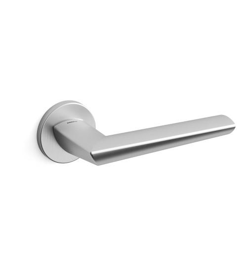 Manija de puerta cromo satinado Mandelli Isi diseño
