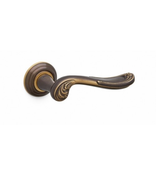Manecilla de puerta bronce escultura Mandelli Lord diseño