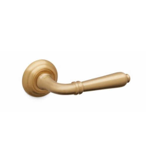 Tirador de puerta oro mate Mandelli Sevilla tirador de diseño