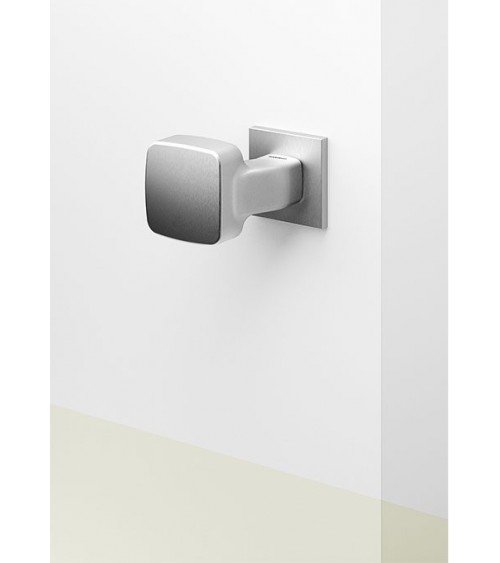 Tirador de puerta cromo pulido Mandelli Carrè diseño decorativo