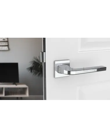 Tirador de puerta estilo moderno ISMENA tirador de diseño montada en una puerta