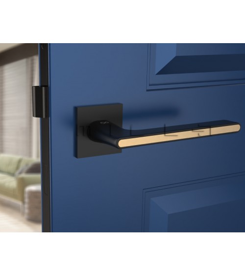 Manilla de puerta bicolor negra y dorada sobre placa cuadrada - modelo Ferrara - manilla de diseño