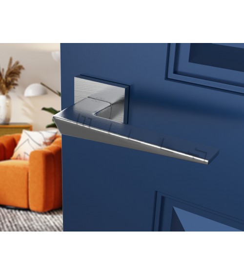 Manija de puerta cromo cepillado VEGA - diseño