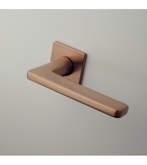 Maneral de puerta de zamak SETIA ferretería design color 3