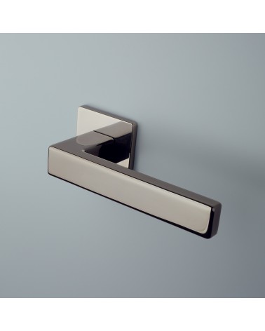 Palanca de puerta en zamak TILLIA palanca de diseño montada en una puerta