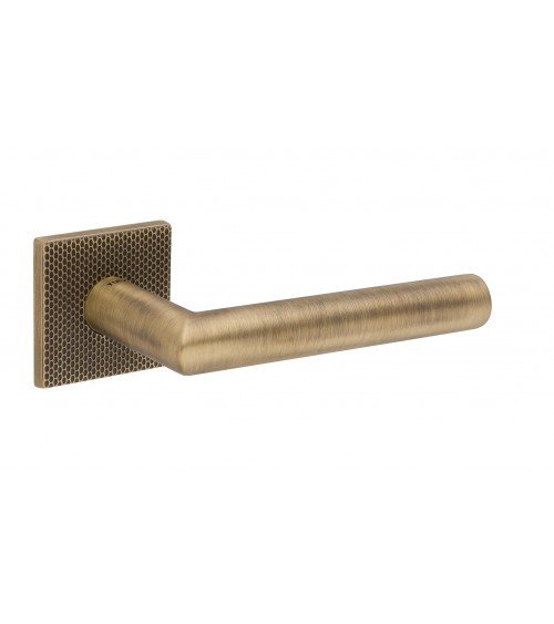 Maneta de puerta estilo texturizado TUPAI 4002-T2 maneta diseño