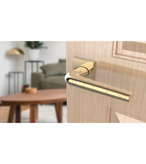 Manilla de puerta en cromo pulido sobre placa cuadrada FUNKIA - tirador de diseño