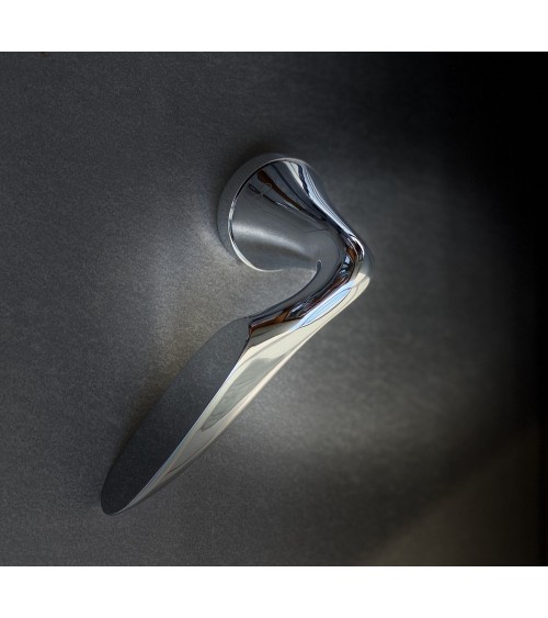 Tirador de puerta futurista DOUCE diseño