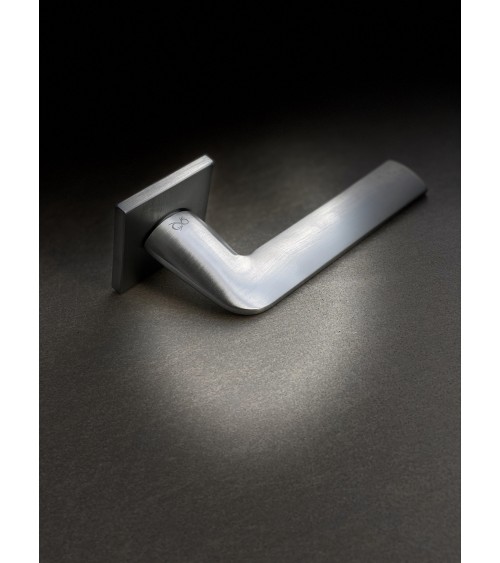 Palanca de puerta estilo clásico STINGER palanca de diseño