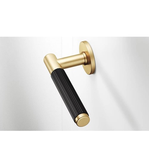 Tiradores de puerta bicolor Slim diseño dorada y negra