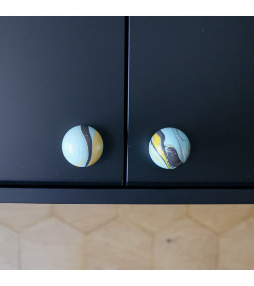 Botón de mueble en madera de haya Octopus tirador de diseño