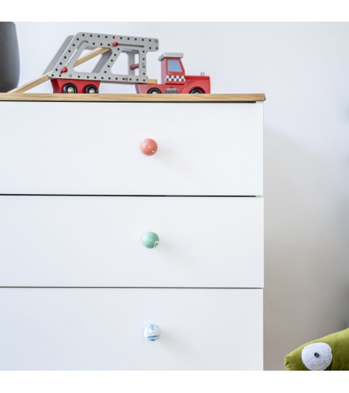 Botón de mueble en madera de haya rojo cereza tirador de diseño