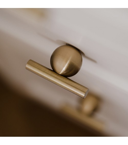 Botón de mueble en latón modelo 04 tirador de diseño